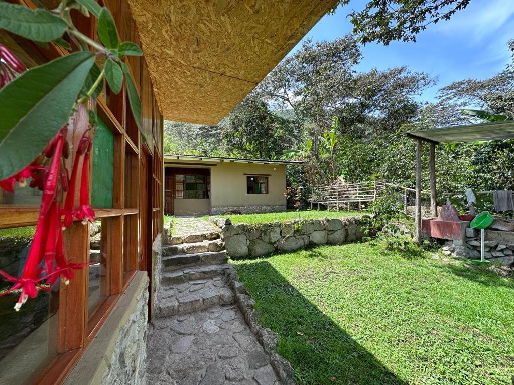 Lia B&B Lucmabamba Sahuayaco Ngoại thất bức ảnh